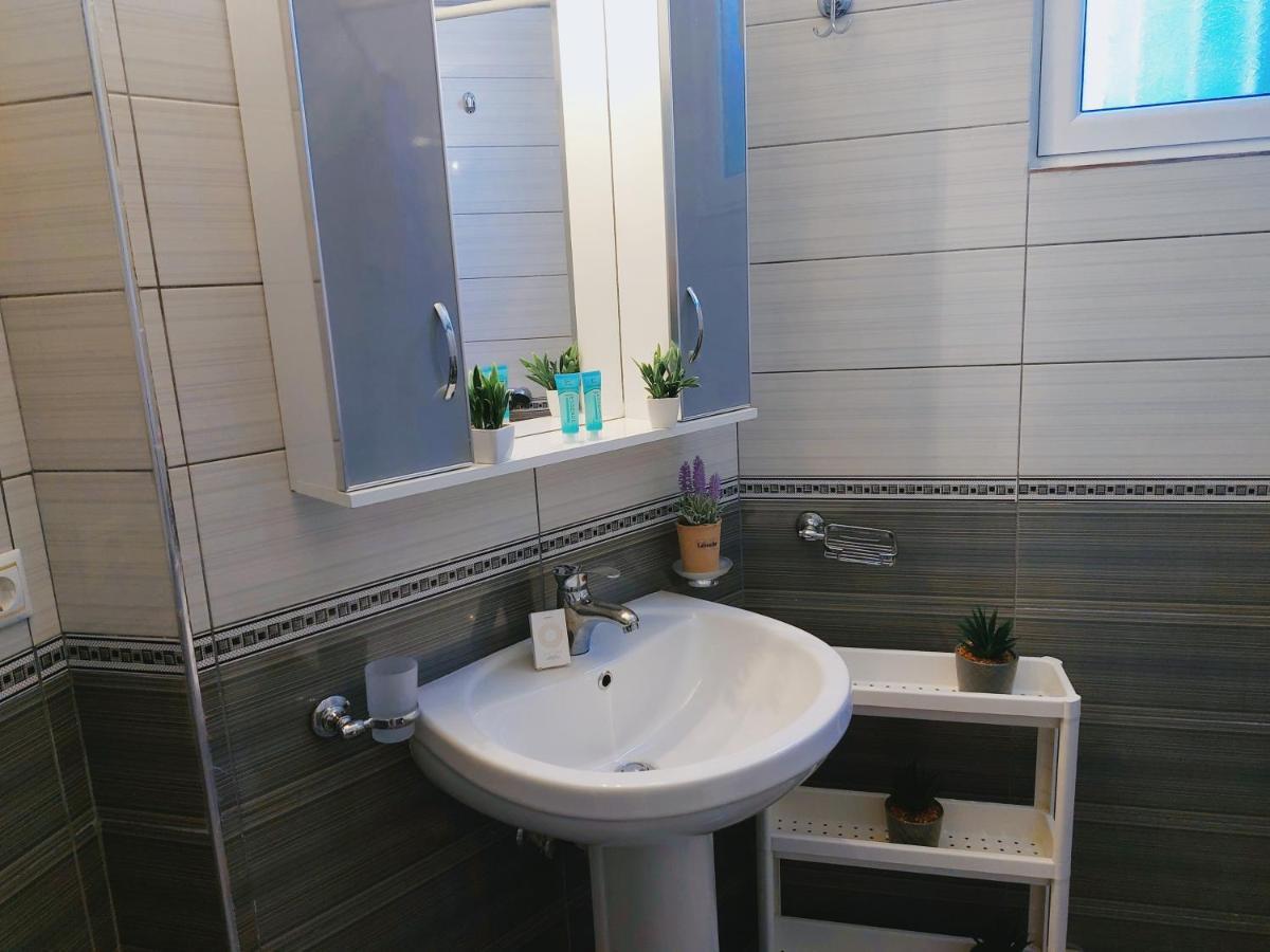 Orange Guest House Dhërmi Εξωτερικό φωτογραφία